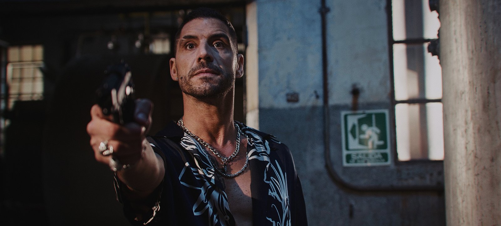 FINAL MIX 5.1.00_01_37_09.Imagen fija009