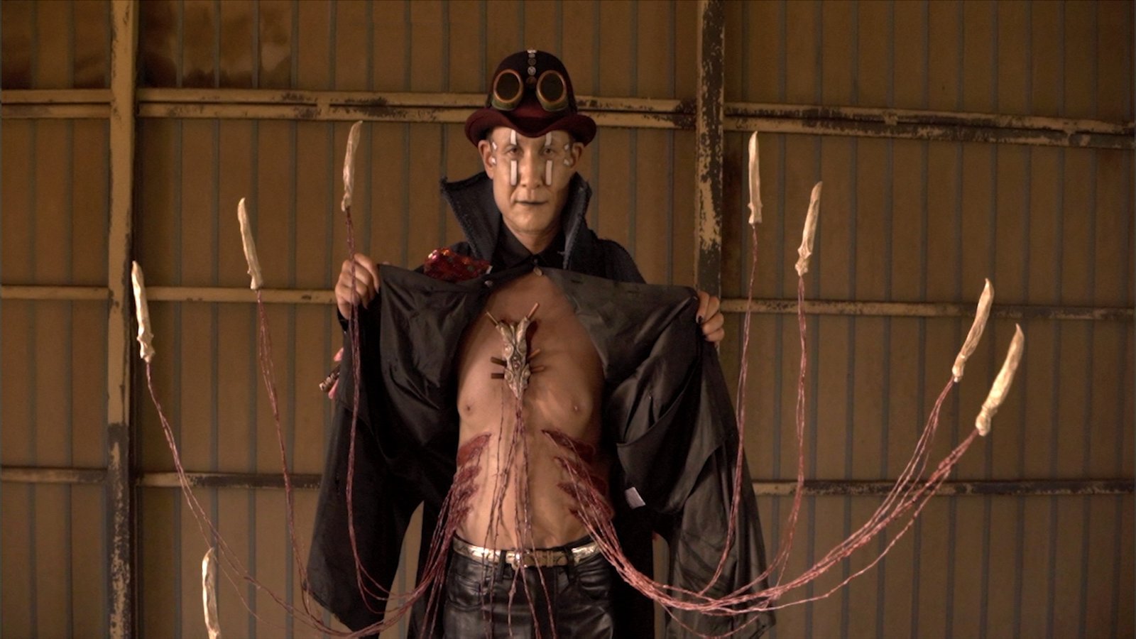 HOLLY MOTHER STILLS (52) Kopie